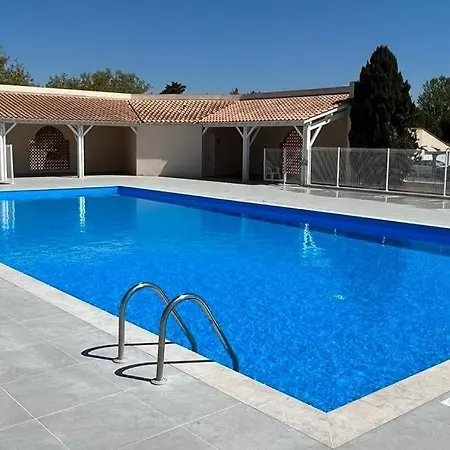 Villa 4 Couchages Terrasse Sud Parking Piscine Commune Dans Securisee A 200m De La Lrma34